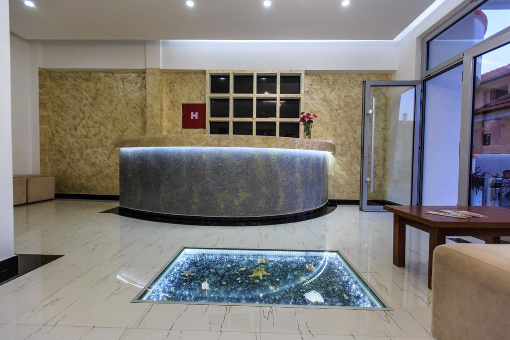 Hotel Edita Ulcinj Luaran gambar