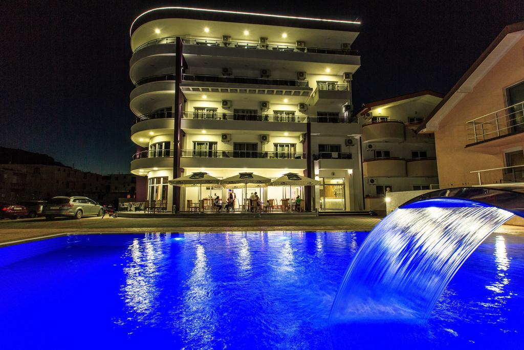 Hotel Edita Ulcinj Luaran gambar