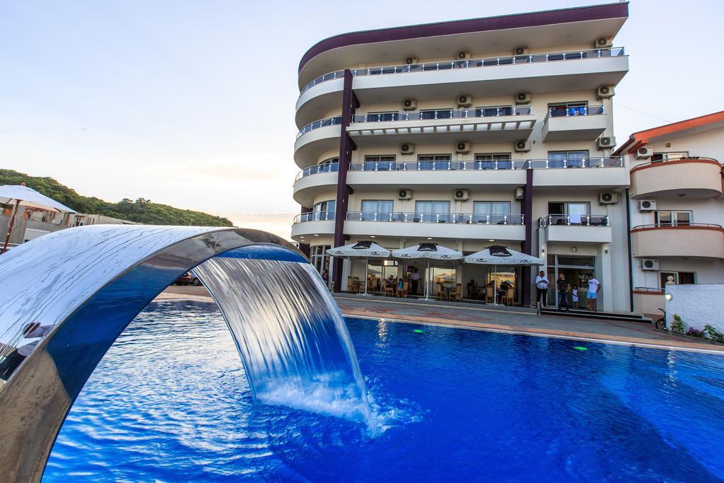Hotel Edita Ulcinj Luaran gambar