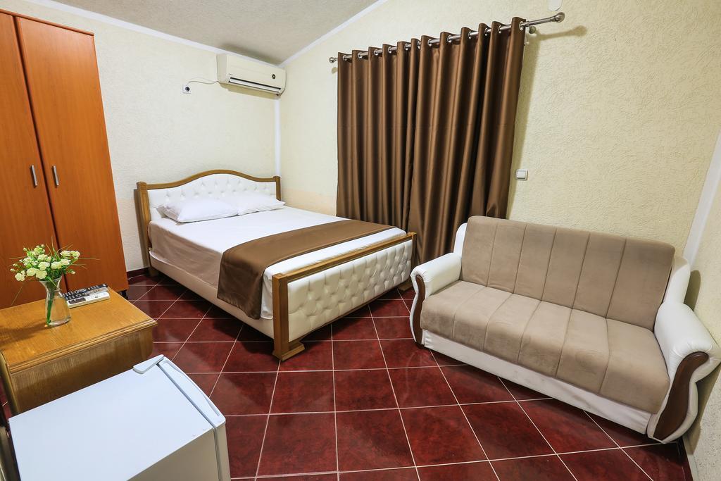 Hotel Edita Ulcinj Luaran gambar